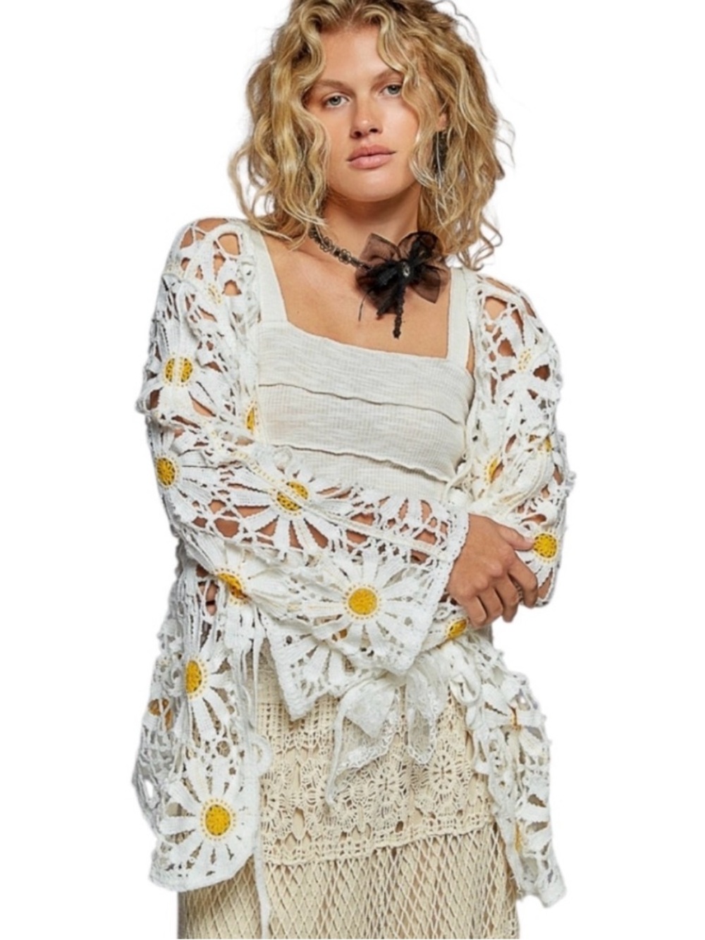 POL White Crochet Daisy Kimono with Yellow Centers